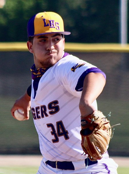 Lemoore's Emiliano Murillo threw a complete game for the win. He also added a home run to his stats.